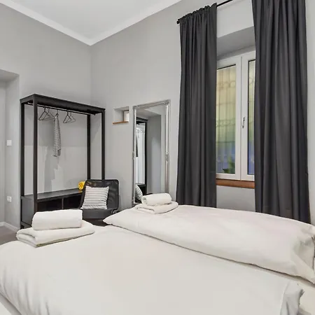 Carpathia 2 Apartment
